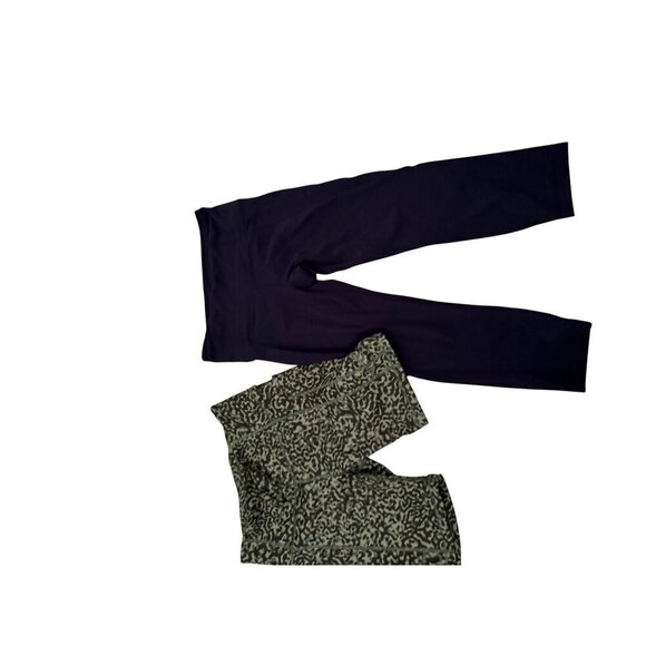 Athleta women's navy and green shorts size small - Picture 5 of 5